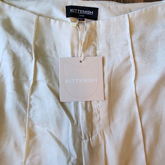 Kittenish Cream High-Waisted Trouser Pants. Size Small. NWT - Picture 8 of 12